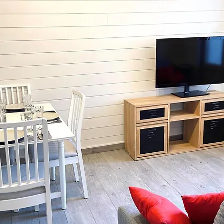 Avec Grande Terrasse, Proche Pistes, Capacite 6 Personnes - Fr-1-516-167