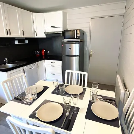 Avec Grande Terrasse, Proche Pistes, Capacite 6 Personnes - Fr-1-516-167 Apartment